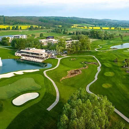 Ulics Vendeghaz Ii Zalacsány