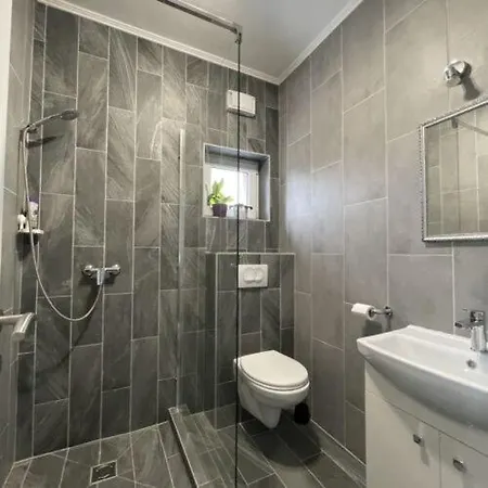 公寓 Ulics Vendeghaz Ii