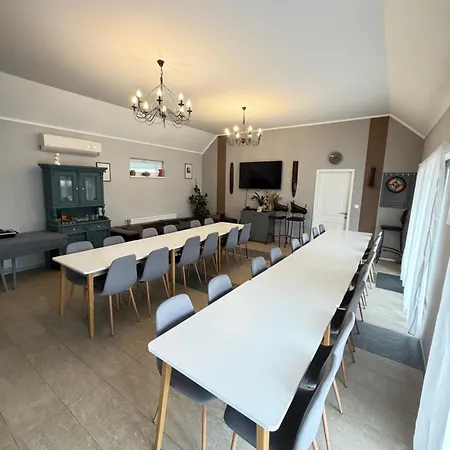 Ulics Vendeghaz Ii Apartment