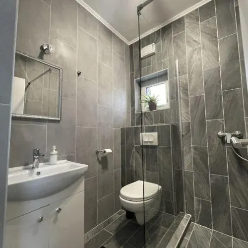 Ulics Vendeghaz Ii * Zalacsány