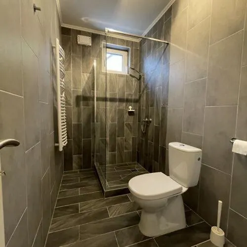 Ulics Vendeghaz Ii Apartment